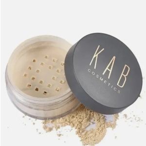 ⚫️ KAB Cosmetics Translucent Loose Setting Powder Deluxe Travel Size